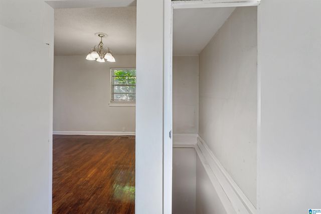1128 ROBERT E LEE STREET, Leeds, AL 35094