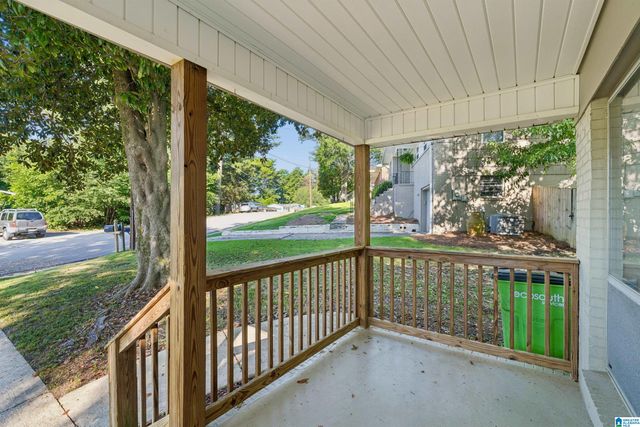 1128 ROBERT E LEE STREET, Leeds, AL 35094