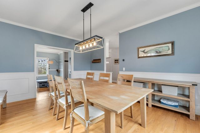 20 Vale Drive, South Burlington, VT 05403