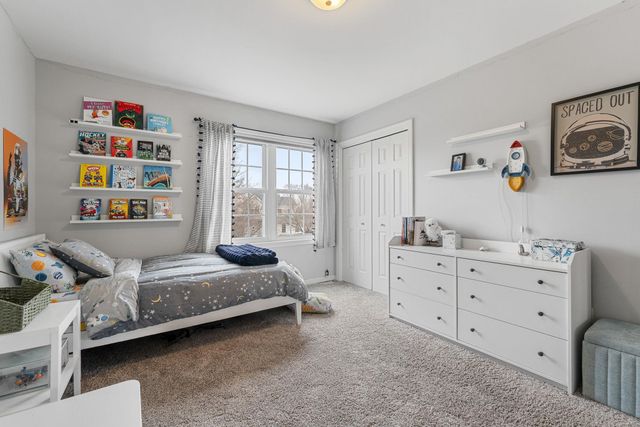 20 Vale Drive, South Burlington, VT 05403