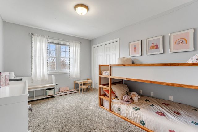 20 Vale Drive, South Burlington, VT 05403