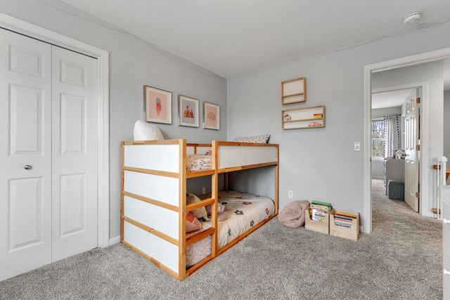 20 Vale Drive, South Burlington, VT 05403