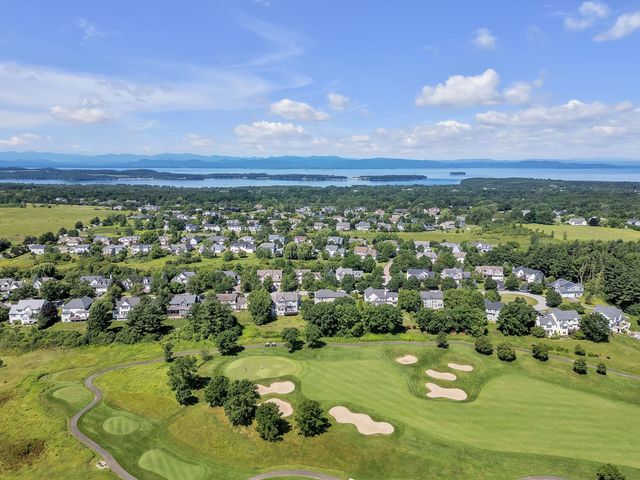 20 Vale Drive, South Burlington, VT 05403
