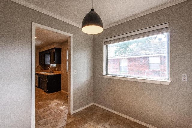 205 E 30th Street, Edmond, OK 73013