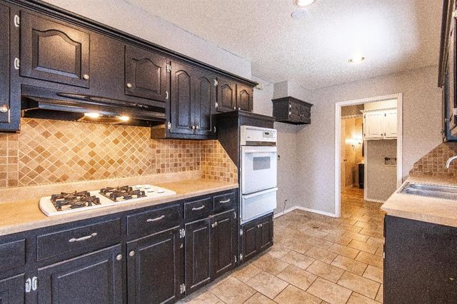 205 E 30th Street, Edmond, OK 73013