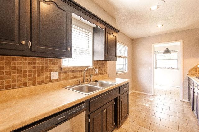 205 E 30th Street, Edmond, OK 73013
