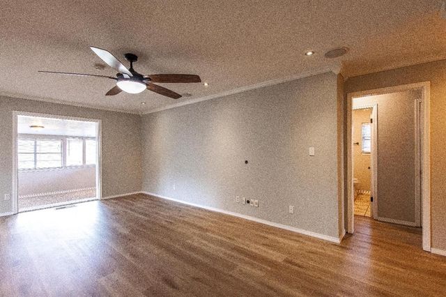 205 E 30th Street, Edmond, OK 73013