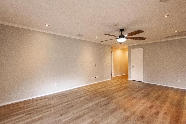 205 E 30th Street, Edmond, OK 73013