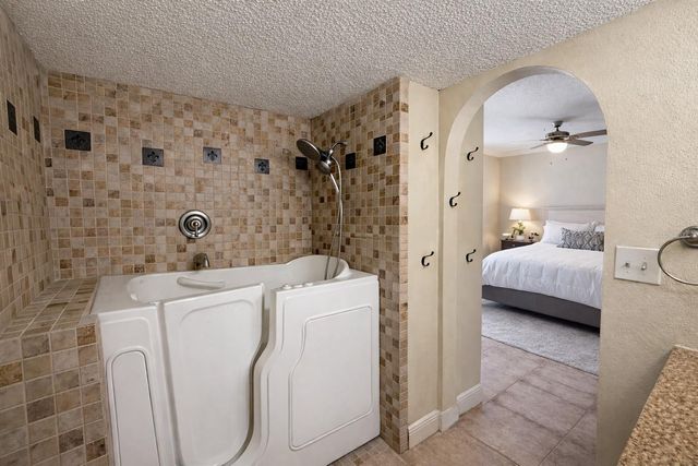 125 WATER FRONT WAY 110, Altamonte Springs, FL 32701