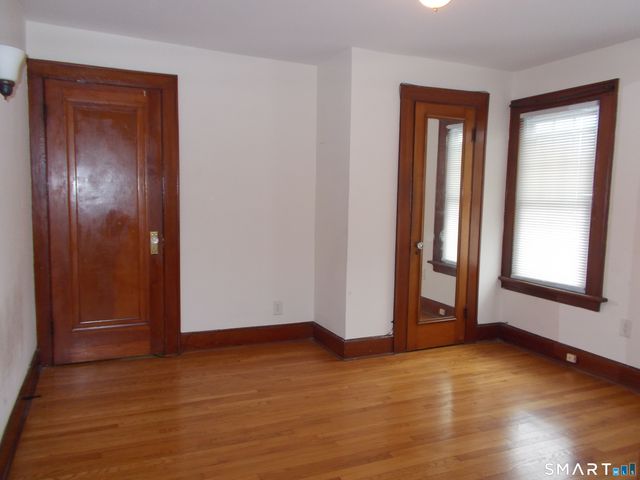 42 Holbrook Place 2, Ansonia, CT 06401