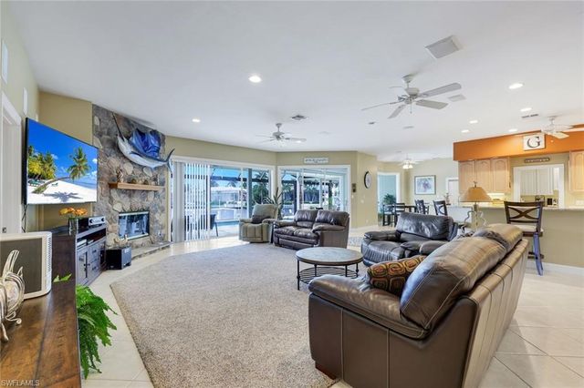 60 Covewood CT, Marco Island, FL 34145