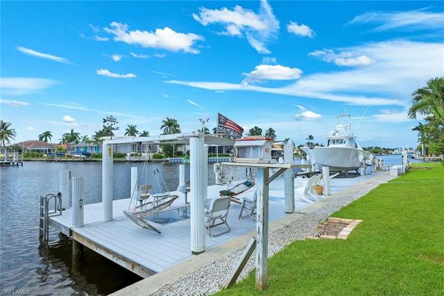 60 Covewood CT, Marco Island, FL 34145