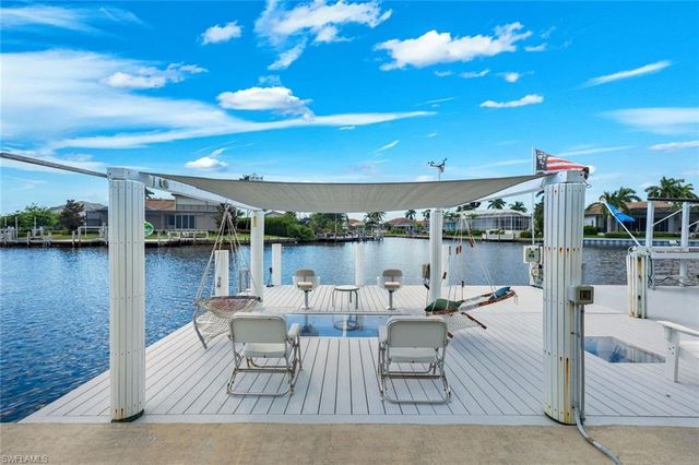 60 Covewood CT, Marco Island, FL 34145