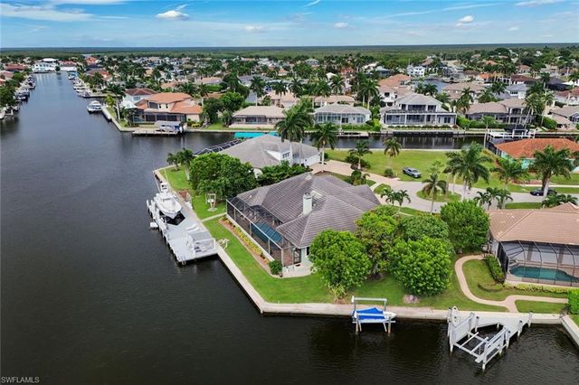 60 Covewood CT, Marco Island, FL 34145