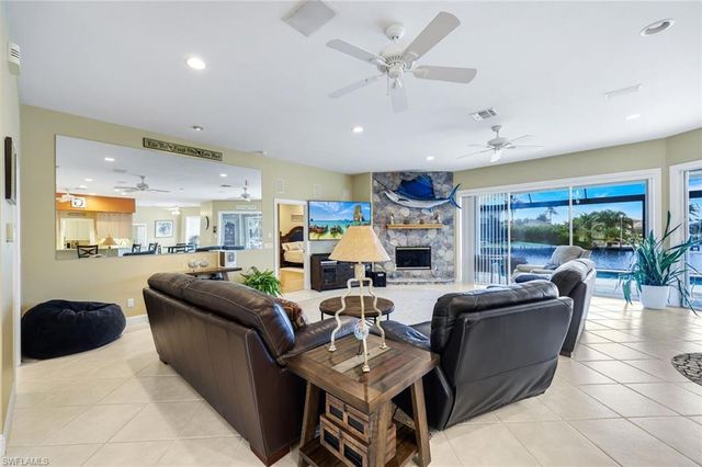 60 Covewood CT, Marco Island, FL 34145