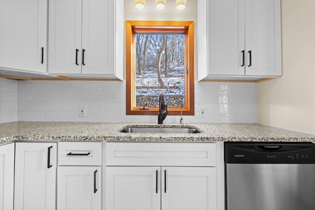 700 Point Douglas Road S, Saint Paul, MN 55119