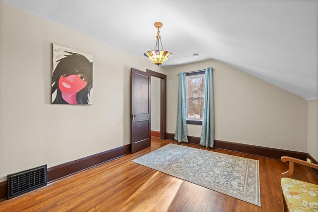 700 Point Douglas Road S, Saint Paul, MN 55119