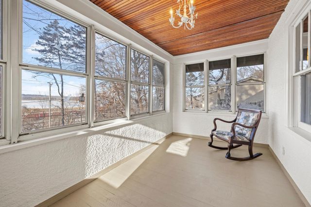 700 Point Douglas Road S, Saint Paul, MN 55119