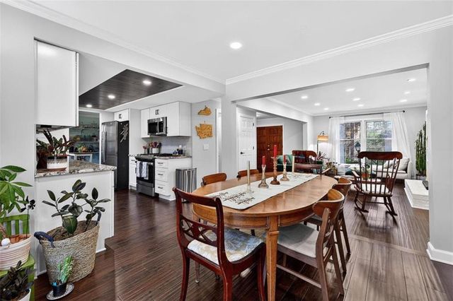 571 Tahoe Circle, Stone Mountain, GA 30083