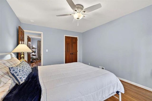 571 Tahoe Circle, Stone Mountain, GA 30083