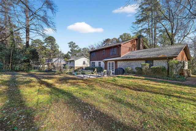571 Tahoe Circle, Stone Mountain, GA 30083