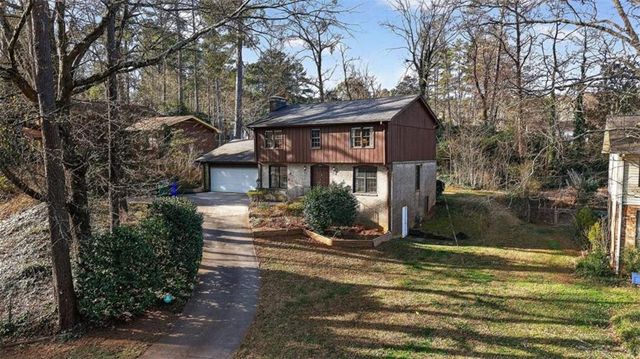 571 Tahoe Circle, Stone Mountain, GA 30083