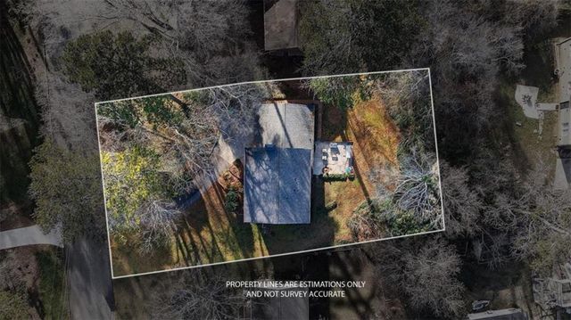 571 Tahoe Circle, Stone Mountain, GA 30083