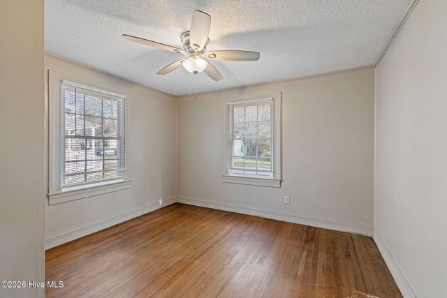 302 S Johnson Street, Mount Olive, NC 28365