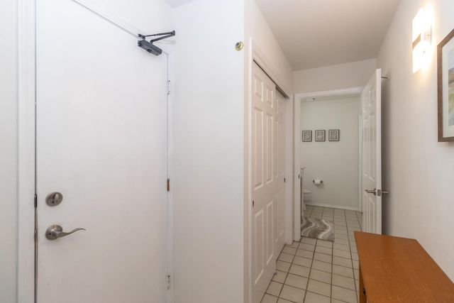 9152 N Woodlawn Drive, Fresno, CA 93720