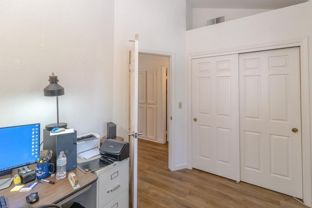 9152 N Woodlawn Drive, Fresno, CA 93720