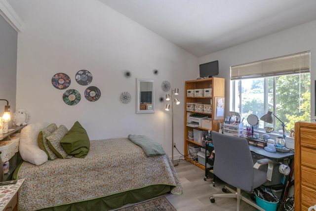 9152 N Woodlawn Drive, Fresno, CA 93720