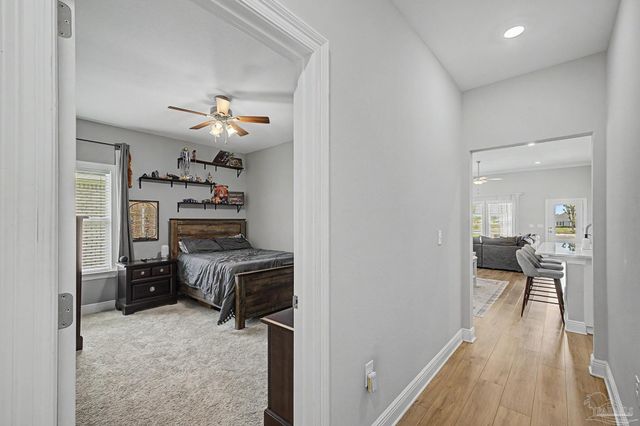 8967 Eureka St, Milton, FL 32583