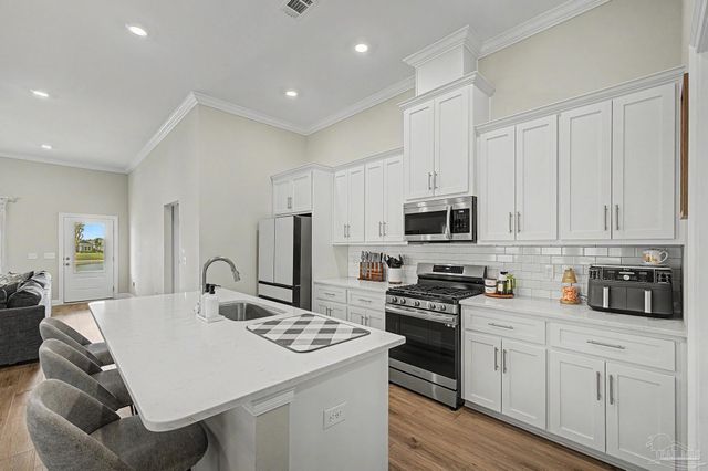 8967 Eureka St, Milton, FL 32583