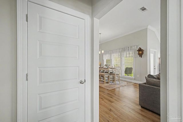 8967 Eureka St, Milton, FL 32583