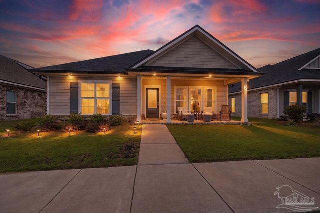 8967 Eureka St, Milton, FL 32583