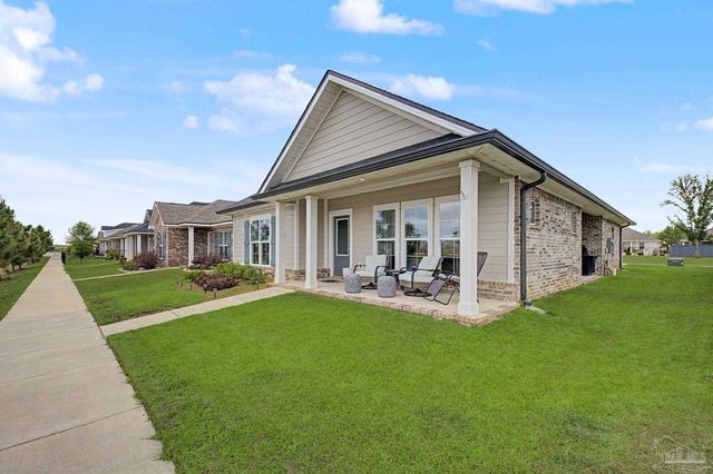 8967 Eureka St, Milton, FL 32583