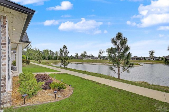 8967 Eureka St, Milton, FL 32583