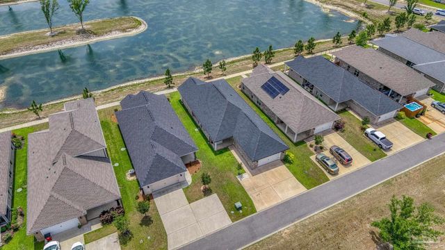 8967 Eureka St, Milton, FL 32583