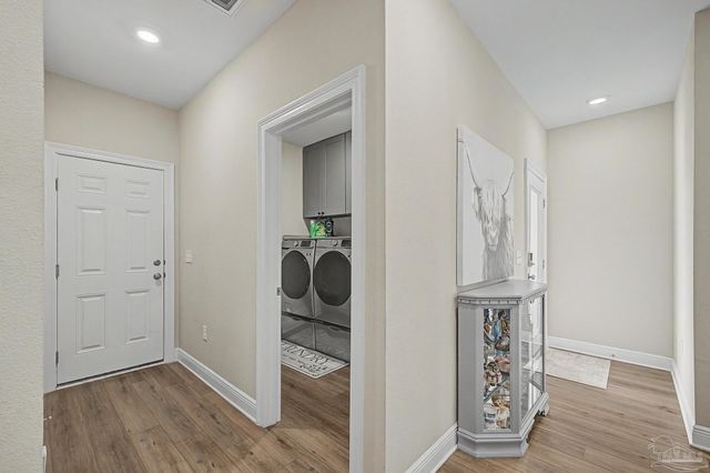 8967 Eureka St, Milton, FL 32583