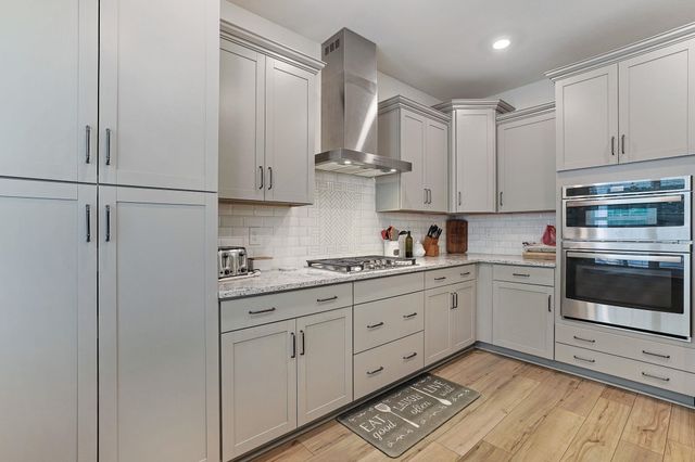 568 Canborough Lane, Murrells Inlet, SC 29576