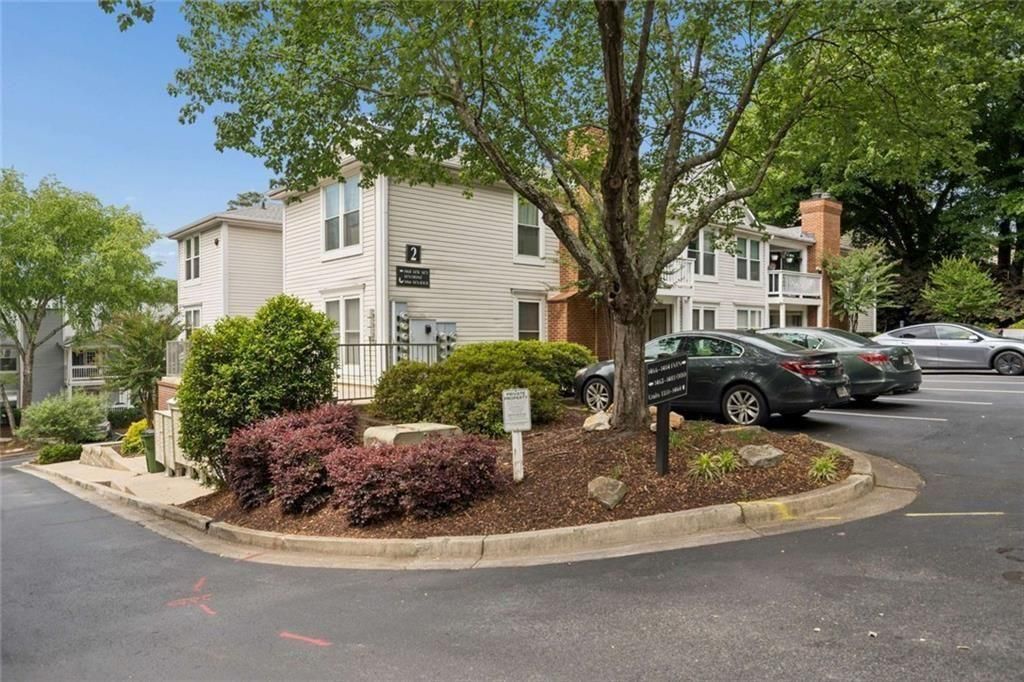 1466 Keys Crossing Drive NE, Brookhaven, GA 30319