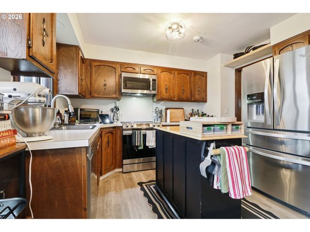 1859 Sw ANGELINE Ave, Gresham, OR 97080