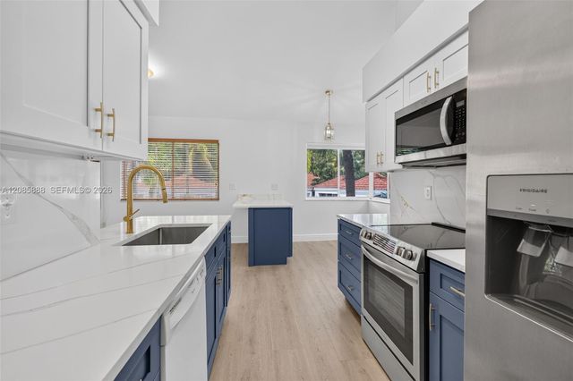 9275 NW 9th Court 9275, Plantation, FL 33324