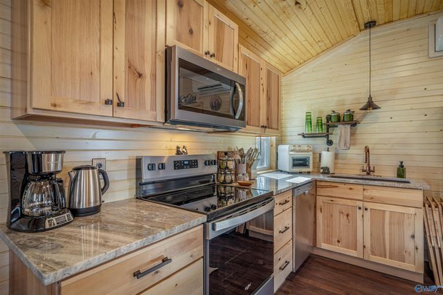 3691 Citadel Rock Road, Fort Payne, AL 35967