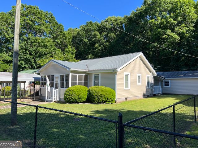 12 E 4th Street, Aragon, GA 30104