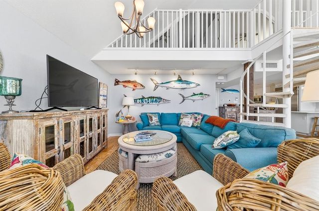 1000 Private Road E, Port Aransas, TX 78373