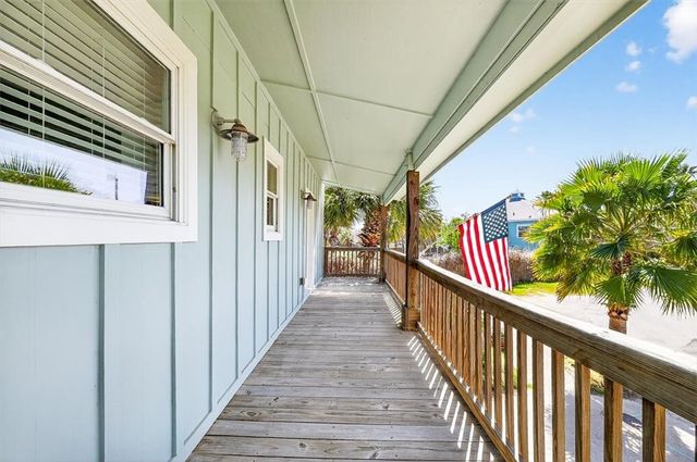 1000 Private Road E, Port Aransas, TX 78373
