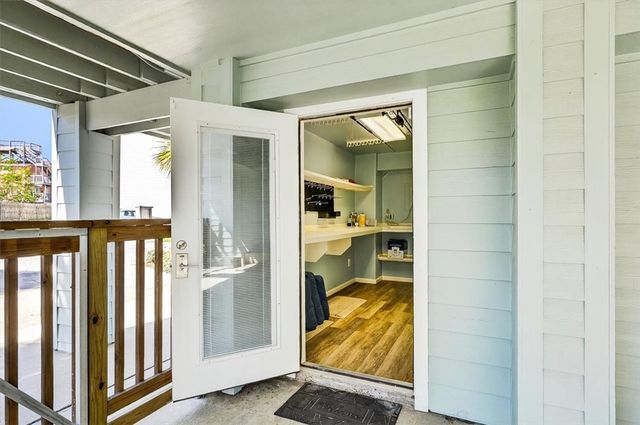 1000 Private Road E, Port Aransas, TX 78373