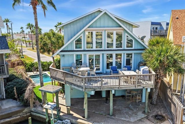 1000 Private Road E, Port Aransas, TX 78373