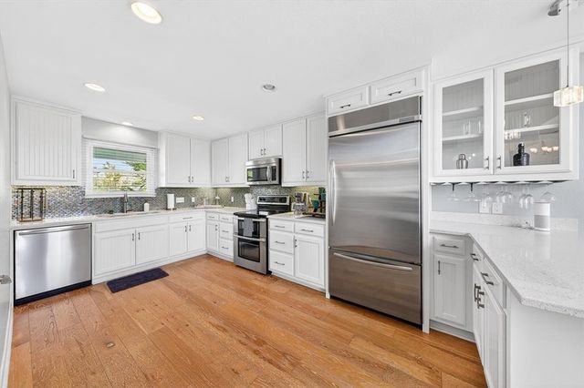 1000 Private Road E, Port Aransas, TX 78373